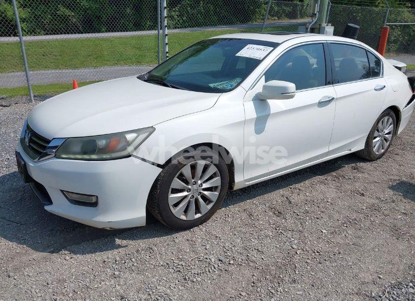 Photo 2 of 2013 Honda Accord EX-L V-6 (VIN 1HGCR3F84DA035966)