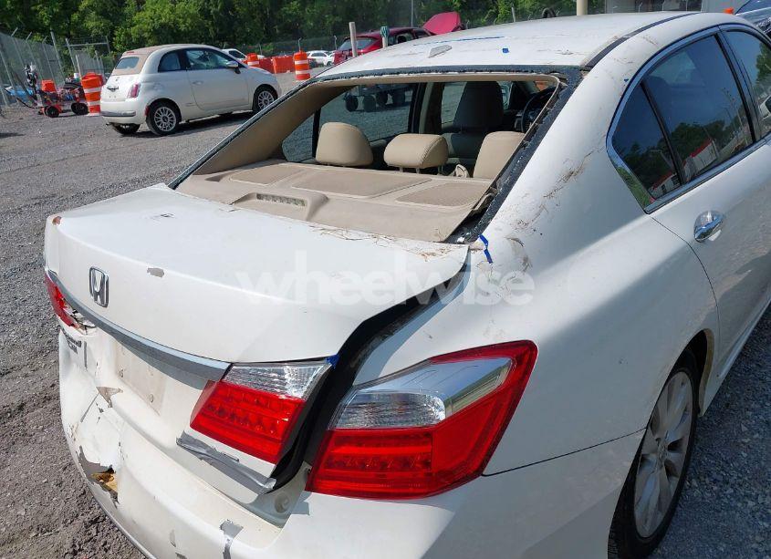 Photo 21 of 2013 Honda Accord EX-L V-6 (VIN 1HGCR3F84DA035966)