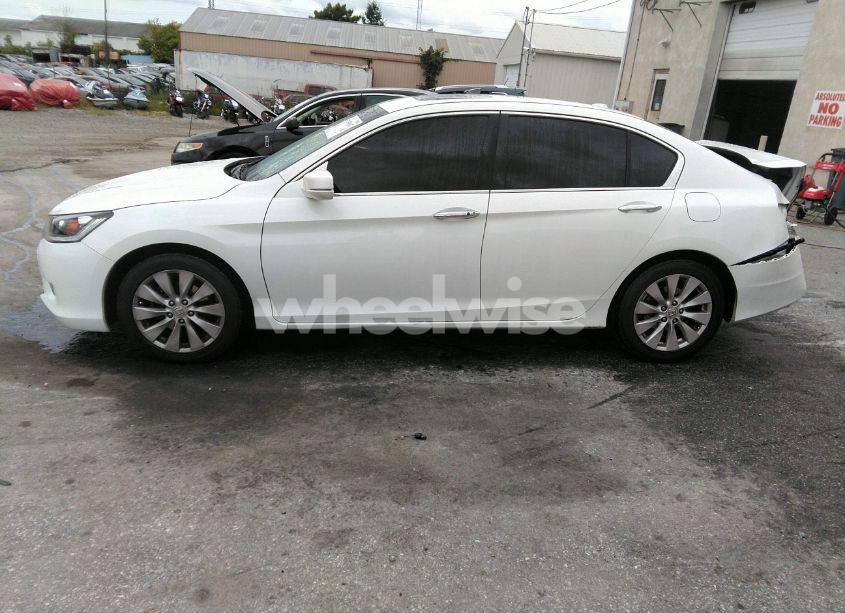 Photo 14 of 2014 Honda Accord EX-L V-6 (VIN 1HGCR3F84EA010146)
