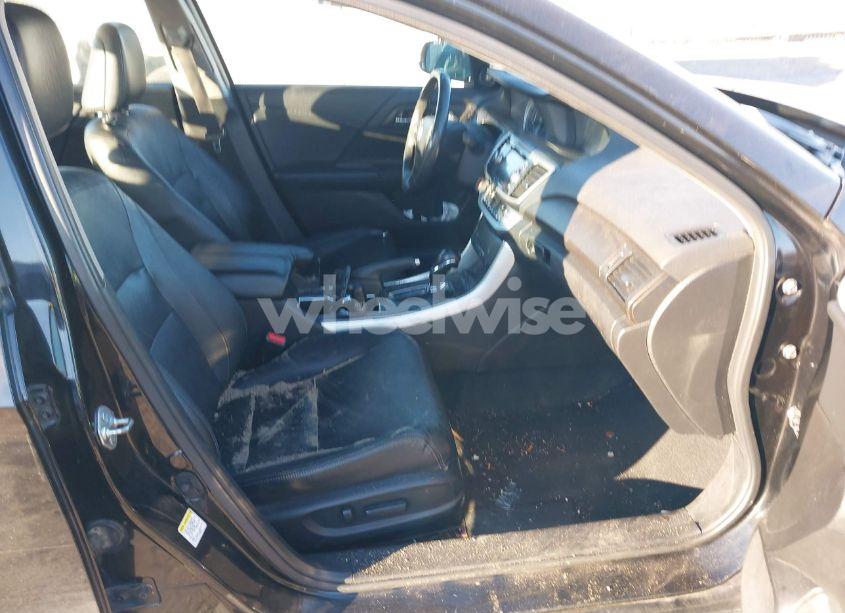 Photo 5 of 2014 Honda Accord EX-L V-6 (VIN 1HGCR3F84EA026086)