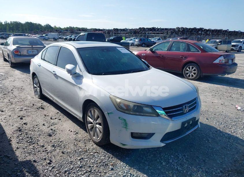 2014 Honda Accord EX-L V-6 (VIN 1HGCR3F84EA027836) main photo