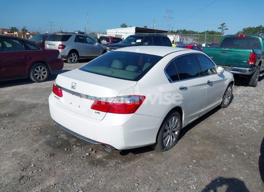Photo 4 of 2014 Honda Accord EX-L V-6 (VIN 1HGCR3F84EA027836)