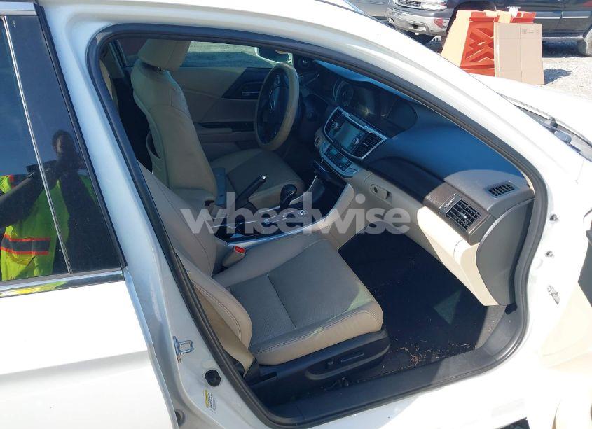 Photo 5 of 2014 Honda Accord EX-L V-6 (VIN 1HGCR3F84EA027836)