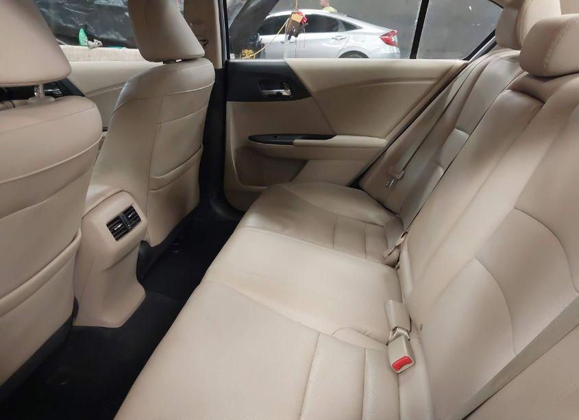 Photo 8 of 2015 Honda Accord EX-L V-6 (VIN 1HGCR3F84FA025635)