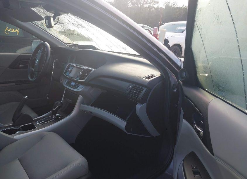 Photo 5 of 2015 Honda Accord EX-L V-6 (VIN 1HGCR3F84FA027322)