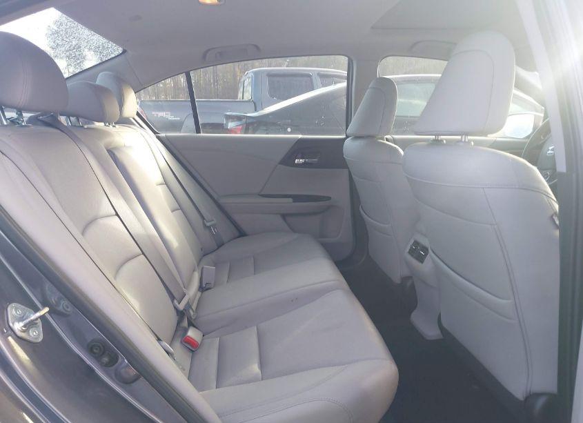 Photo 8 of 2015 Honda Accord EX-L V-6 (VIN 1HGCR3F84FA027322)