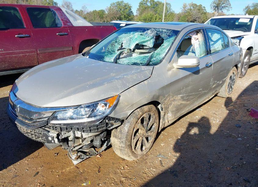 Photo 2 of 2016 Honda Accord EX-L V-6 (VIN 1HGCR3F84GA015947)