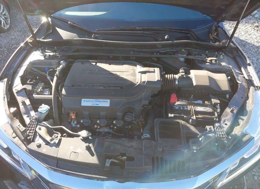 Photo 10 of 2017 Honda Accord EX-L V6 (VIN 1HGCR3F84HA037481)