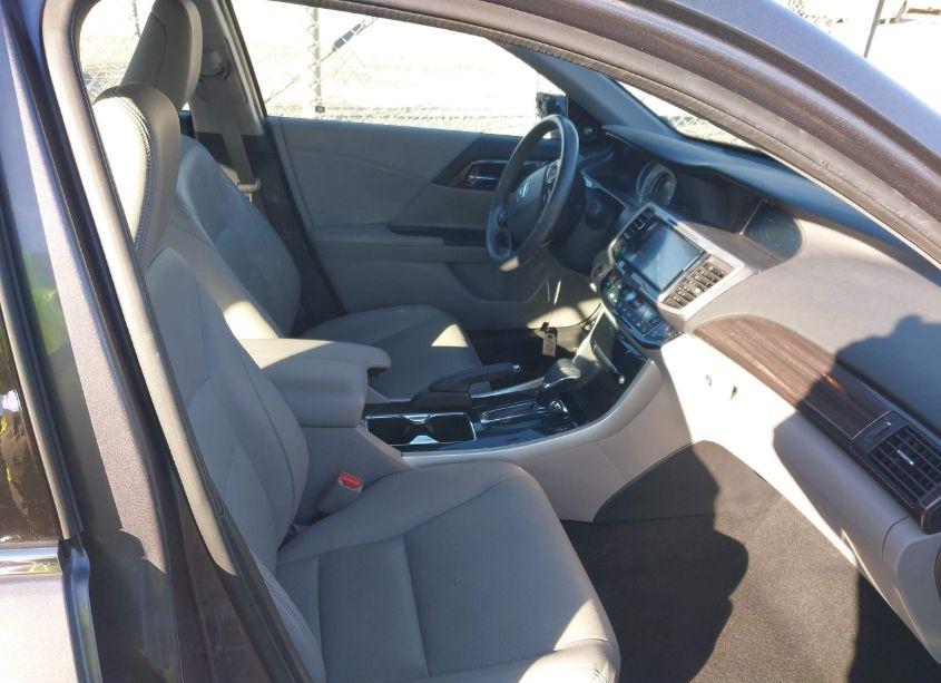 Photo 5 of 2017 Honda Accord EX-L V6 (VIN 1HGCR3F84HA037481)