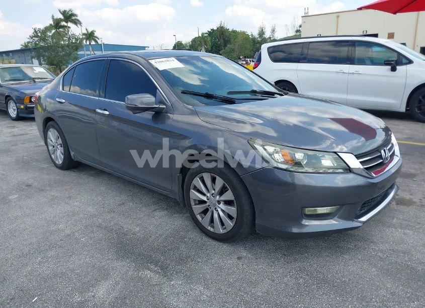 2013 Honda Accord EX-L V-6 (VIN 1HGCR3F85DA007917) main photo