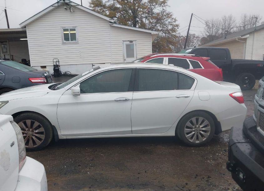 Photo 15 of 2013 Honda Accord EX-L V-6 (VIN 1HGCR3F85DA007982)