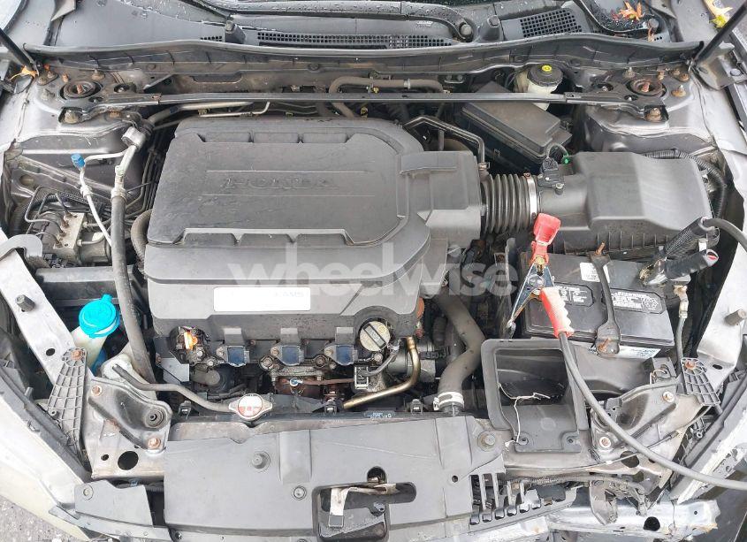 Photo 10 of 2013 Honda Accord EX-L V-6 (VIN 1HGCR3F85DA013328)