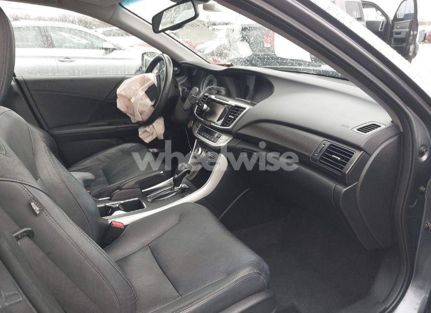 Photo 5 of 2013 Honda Accord EX-L V-6 (VIN 1HGCR3F85DA013328)