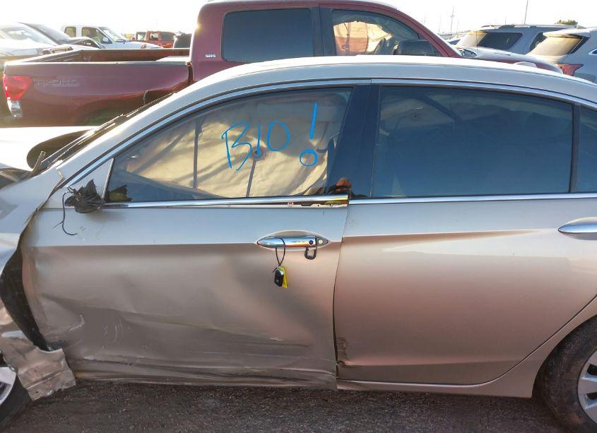 Photo 13 of 2013 Honda Accord EX-L V-6 (VIN 1HGCR3F85DA032347)