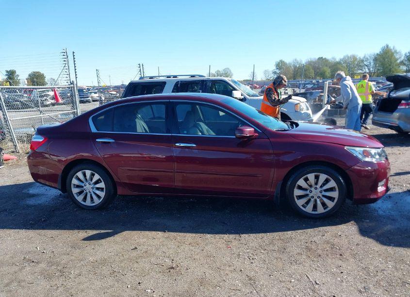 Photo 13 of 2013 Honda Accord EX-L V-6 (VIN 1HGCR3F85DA038472)