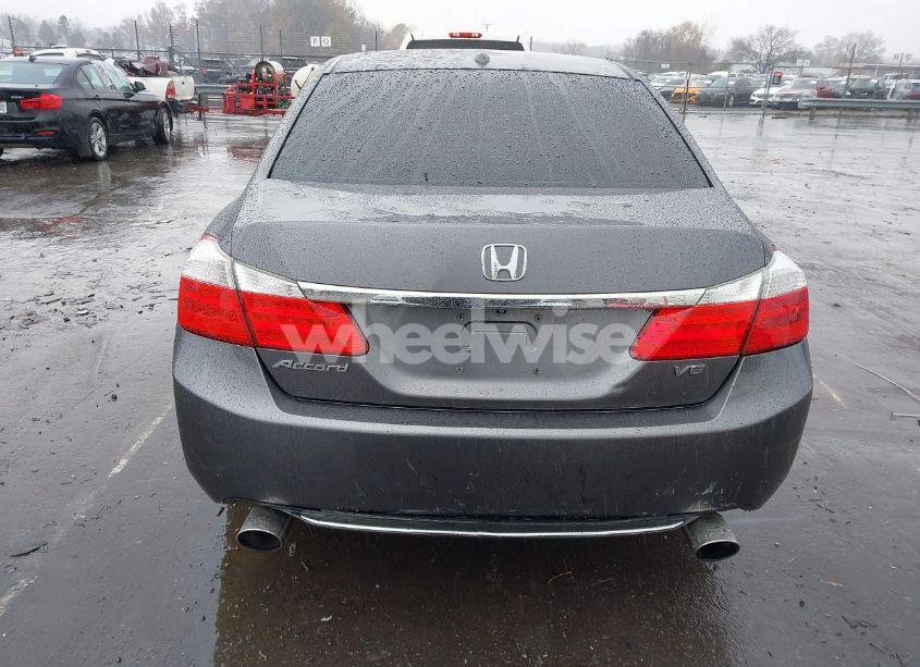 Photo 16 of 2014 Honda Accord EX-L V-6 (VIN 1HGCR3F85EA029322)