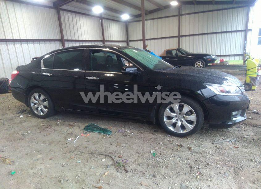 Photo 12 of 2015 Honda Accord EX-L V-6 (VIN 1HGCR3F85FA006530)