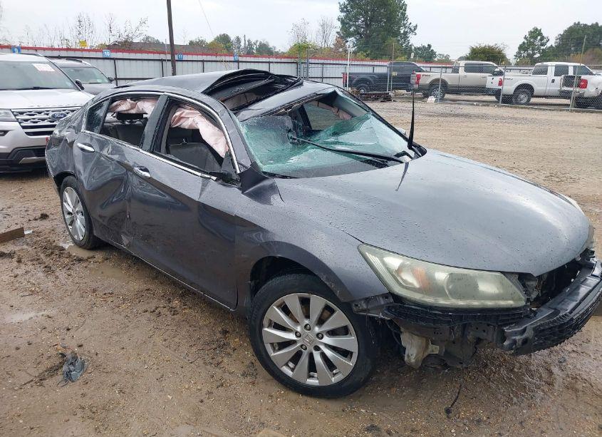 Photo 6 of 2015 Honda Accord EX-L V-6 (VIN 1HGCR3F85FA012781)