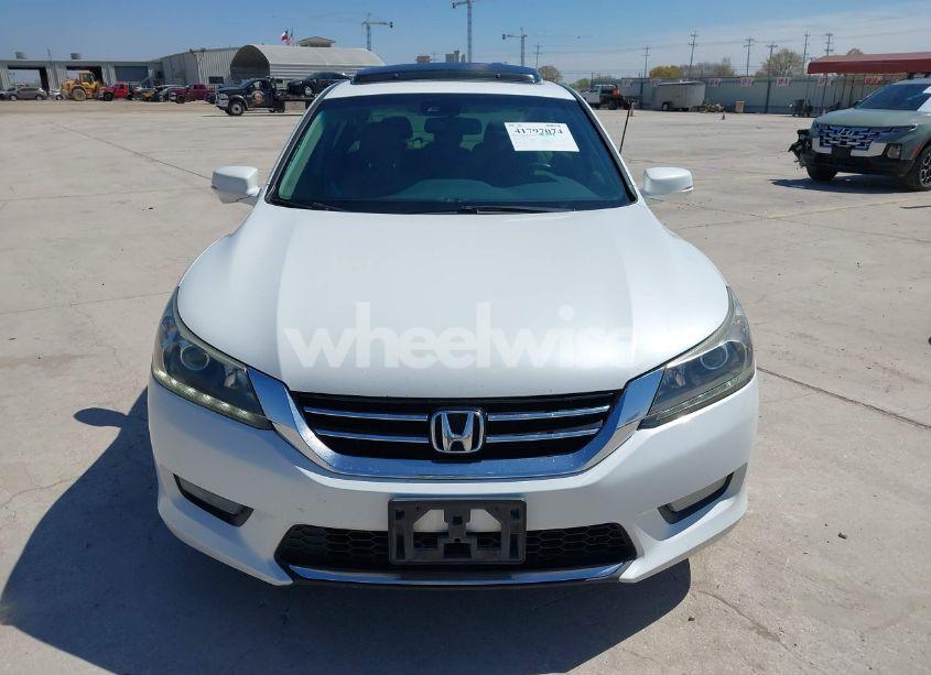 Photo 13 of 2015 Honda Accord EX-L V-6 (VIN 1HGCR3F85FA020251)