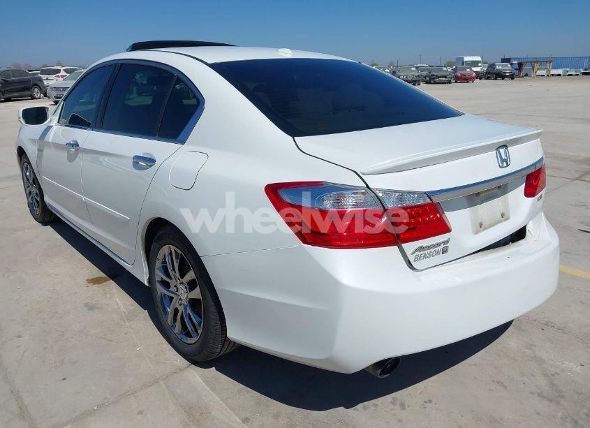 Photo 3 of 2015 Honda Accord EX-L V-6 (VIN 1HGCR3F85FA020251)