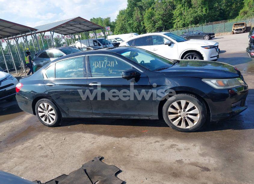 Photo 12 of 2015 Honda Accord EX-L V-6 (VIN 1HGCR3F85FA023196)