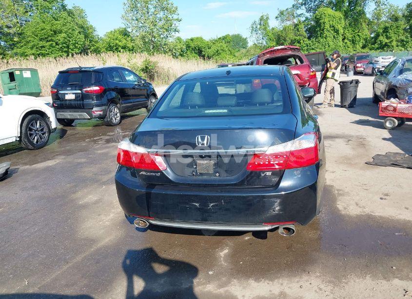 Photo 15 of 2015 Honda Accord EX-L V-6 (VIN 1HGCR3F85FA023196)