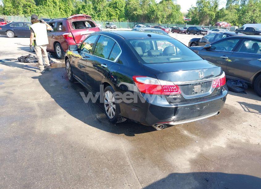 Photo 3 of 2015 Honda Accord EX-L V-6 (VIN 1HGCR3F85FA023196)