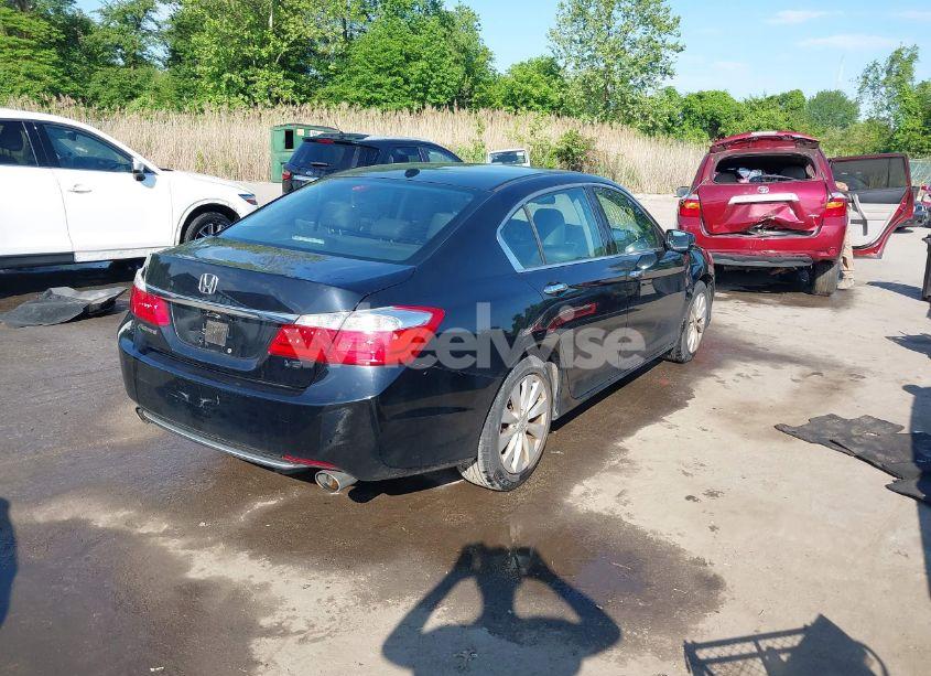 Photo 4 of 2015 Honda Accord EX-L V-6 (VIN 1HGCR3F85FA023196)