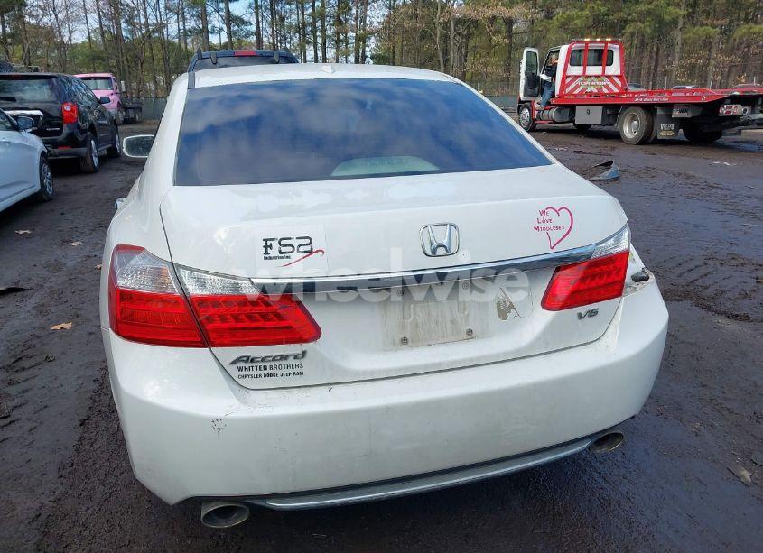 Photo 16 of 2015 Honda Accord EX-L V-6 (VIN 1HGCR3F85FA026292)