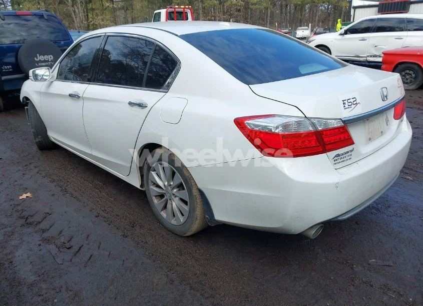 Photo 3 of 2015 Honda Accord EX-L V-6 (VIN 1HGCR3F85FA026292)