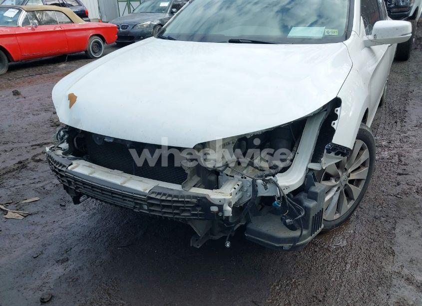 Photo 6 of 2015 Honda Accord EX-L V-6 (VIN 1HGCR3F85FA026292)