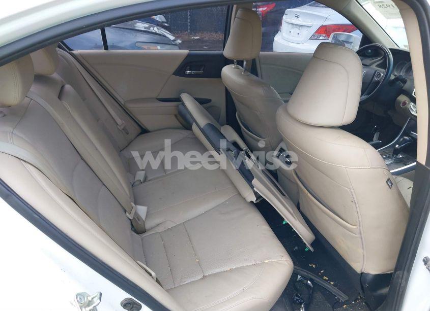 Photo 8 of 2015 Honda Accord EX-L V-6 (VIN 1HGCR3F85FA026292)