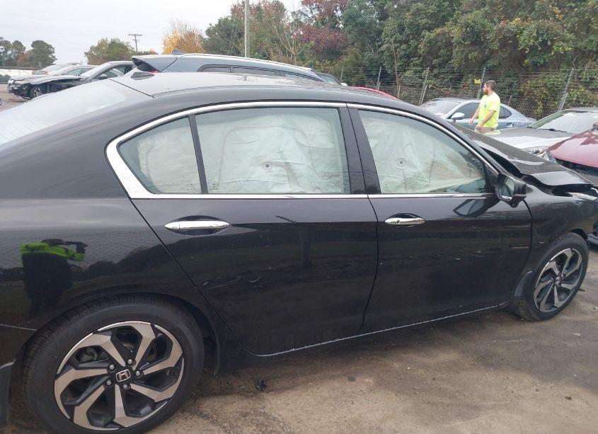 Photo 13 of 2016 Honda Accord EX-L V-6 (VIN 1HGCR3F85GA016914)