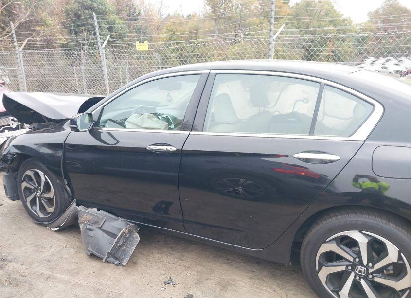 Photo 14 of 2016 Honda Accord EX-L V-6 (VIN 1HGCR3F85GA016914)