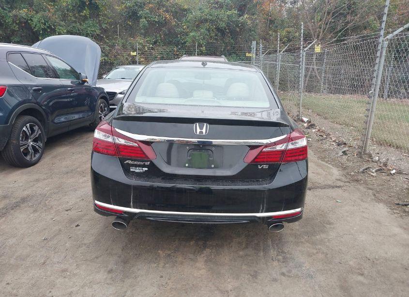 Photo 16 of 2016 Honda Accord EX-L V-6 (VIN 1HGCR3F85GA016914)