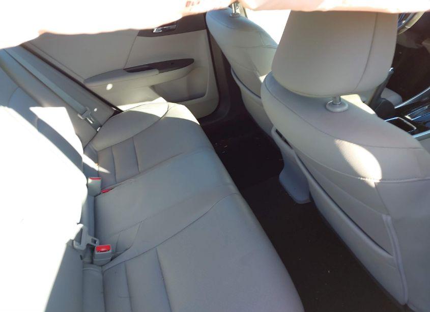 Photo 8 of 2016 Honda Accord EX-L V-6 (VIN 1HGCR3F85GA019361)