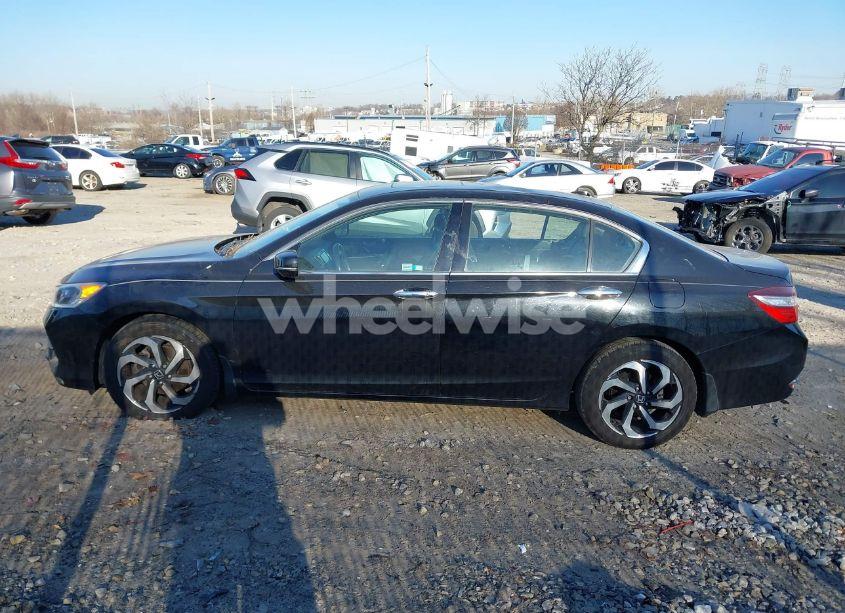 Photo 13 of 2016 Honda Accord EX-L V-6 (VIN 1HGCR3F85GA034667)