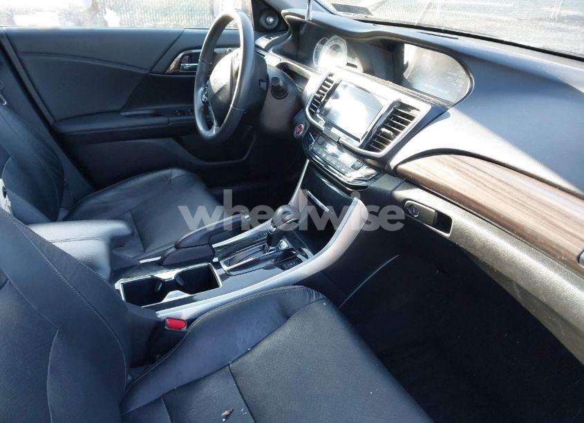 Photo 5 of 2016 Honda Accord EX-L V-6 (VIN 1HGCR3F85GA034667)