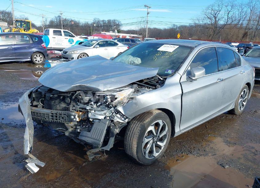 Photo 17 of 2017 Honda Accord EX-L V6 (VIN 1HGCR3F85HA035982)