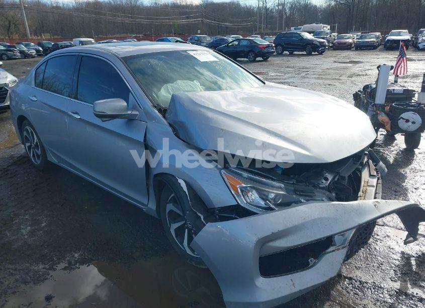 Photo 18 of 2017 Honda Accord EX-L V6 (VIN 1HGCR3F85HA035982)