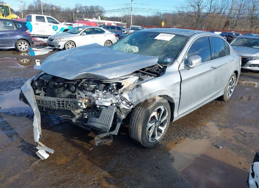 Photo 2 of 2017 Honda Accord EX-L V6 (VIN 1HGCR3F85HA035982)