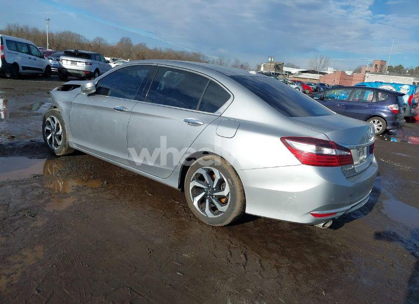 Photo 3 of 2017 Honda Accord EX-L V6 (VIN 1HGCR3F85HA035982)