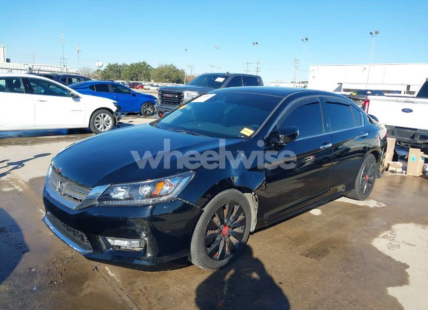 Photo 2 of 2013 Honda Accord EX-L V-6 (VIN 1HGCR3F86DA027108)