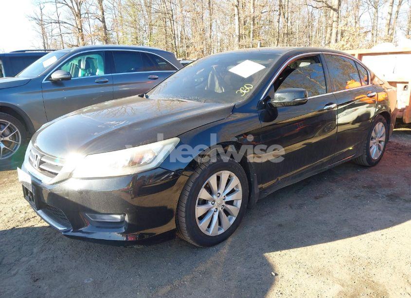 Photo 2 of 2013 Honda Accord EX-L V-6 (VIN 1HGCR3F86DA041705)