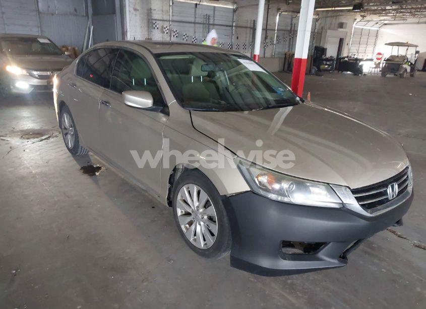 2014 Honda Accord EX-L V-6 (VIN 1HGCR3F86EA026669) main photo