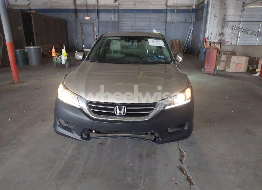 Photo 12 of 2014 Honda Accord EX-L V-6 (VIN 1HGCR3F86EA026669)