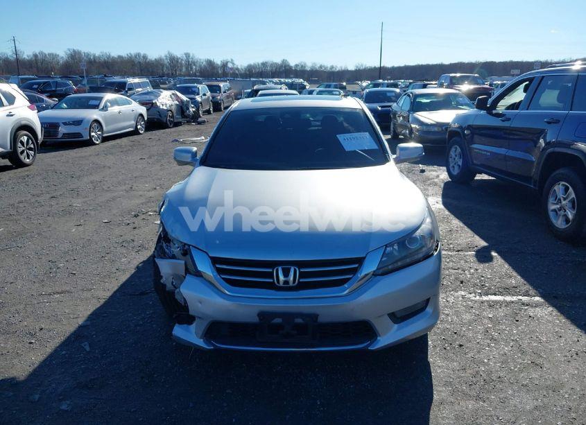 Photo 13 of 2014 Honda Accord EX-L V-6 (VIN 1HGCR3F86EA033685)