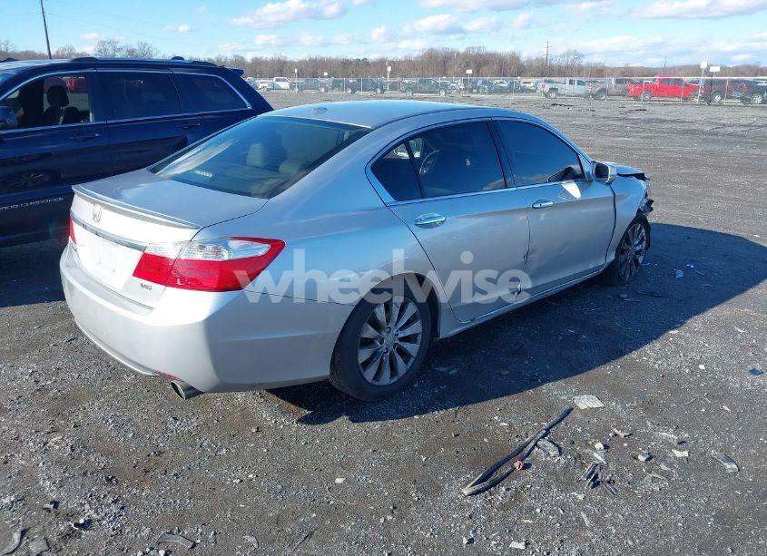 Photo 4 of 2014 Honda Accord EX-L V-6 (VIN 1HGCR3F86EA033685)