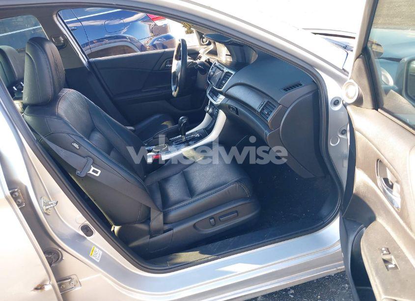 Photo 5 of 2014 Honda Accord EX-L V-6 (VIN 1HGCR3F86EA033685)