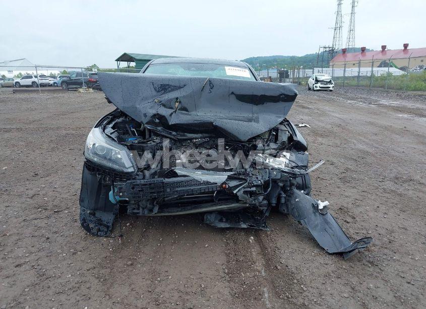 Photo 13 of 2014 Honda Accord EX-L V-6 (VIN 1HGCR3F86EA037395)